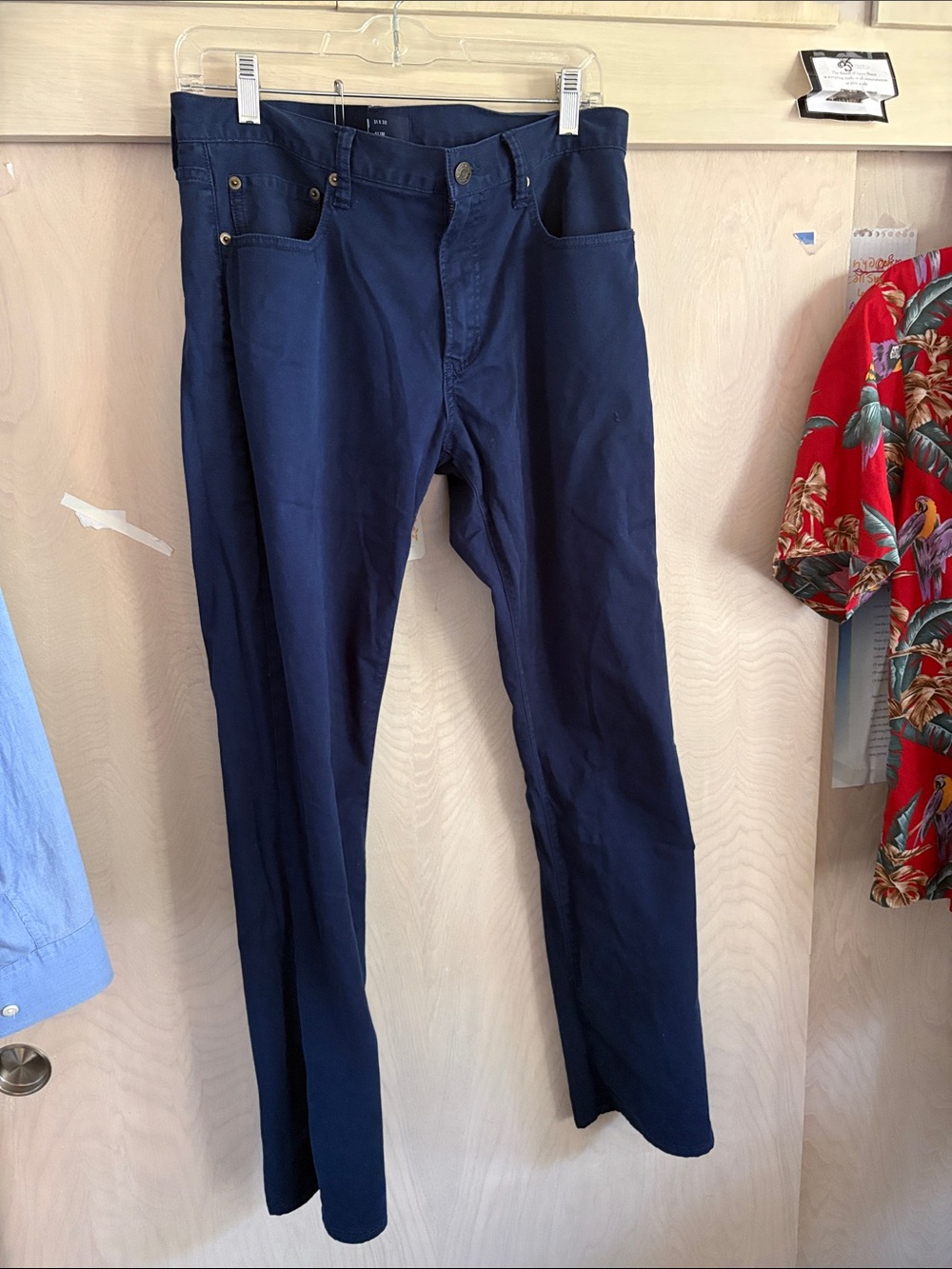 Light denim blue navy Jeans - GAP 31 * 32 Slim Fit. Good condition.